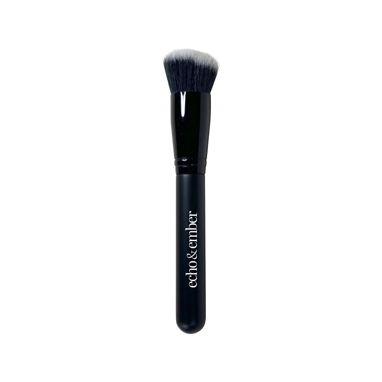 Stipple & Blend Foundation Brush